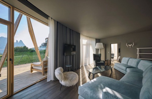 Castelrotto Hotel | COMO Alpina Dolomites