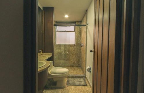 Astorga Apartamento | Comoda habitacion baño compartido en el Poblado-A4