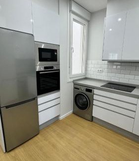 La Coruna Apartamento | Comodidad cerca de la playa. a un paso de todo!