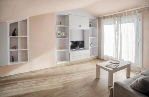 Viladecans Casa | Comodidad y estilo en Gava near the beach 10 minutes