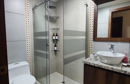 Kennedy Apartamento | Comodo apartamento en La Kennedy, norte de Quito