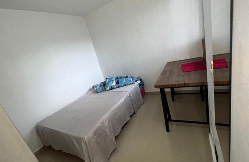 Villa Hermosa Apartamento | Comodo apartamento en Medellín con una vista maravillosa de la ciudad