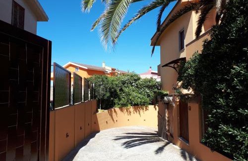 Lu Bagnu Casa | Comodo appartamento in villa 150 mt dal mare