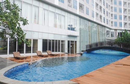 Surabaya Apartamento | Compact And Comfortable Living Studio At Grand Sungkono Lagoon Apartment