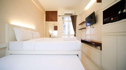 Surabaya Apartamento | Compact and Cozy Stay Studio at Bale Hinggil Apartment By Travelio