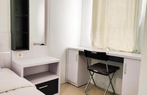 Karawang Apartamento | Compact and Cozy Tamansari Mahogany Studio Apartment By Travelio