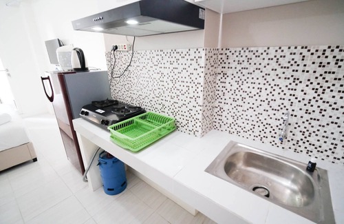 Surabaya Apartamento | Compact And Tidy Studio At Puncak Dharmahusada Apartment