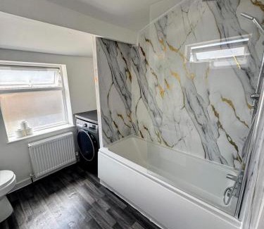 Easton Casa | Compact Budget Room - 9 Mins to Bristol Centre