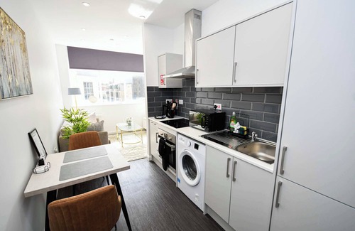 Eastleigh Apartamento | Compact & Convenient 1 Bed Apartment in Bradford