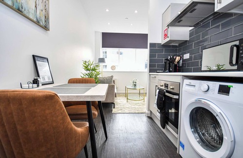 Eastleigh Apartamento | Compact & Convenient 1 Bed Apartment in Bradford
