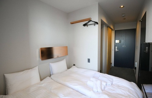 Nagaokakyo Hotel | Compact single shower room No meals eco plan / Nagaokakyo Kyōto