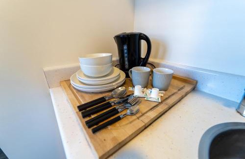Selly Oak Apartamento | Compact studios available close to UoB and 10mins from the City!