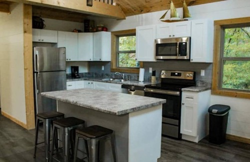 Tellico Plains Cabina | Compass Cabin In The Mountains