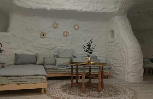 Baza Casa | Complejo Cuevas Otto