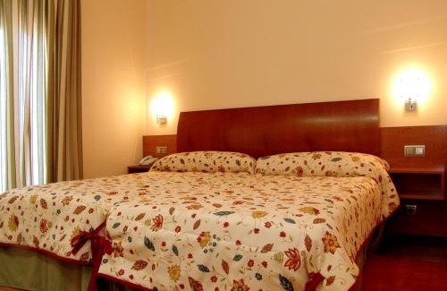 Muñana Hotel | Complejo El Carrascal