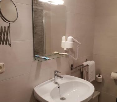 Manzanares Hotel | Complejo Hotelero Saga