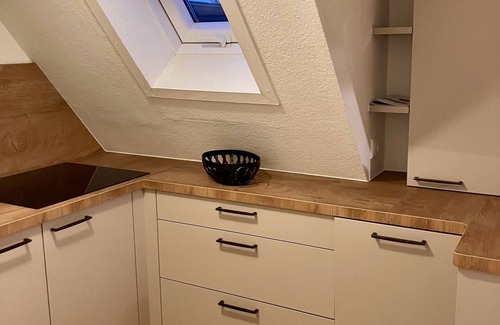 Altefaehr Apartamento | Completa 1. Piso de una casa de dos familias en el balneario más joven de Rügen, Altefähr