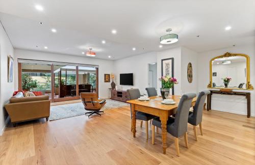 South Yarra Apartamento | Complete Host Armytage Apartments
