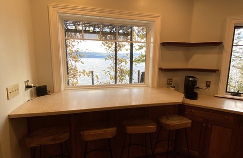 Bigfork Casa | Complete Privacy on Flathead Lake
