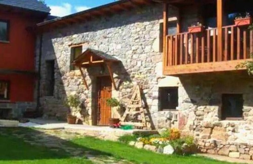 San Emiliano Casa | CASA RURAL DE ALQUILER COMPLETO EN UN ENTORNO INIGUALABLE DE PAZ Y NATURALEZA