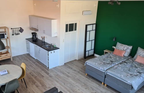 Berltsum Apartamento | Complete studio - Logement the 12th city