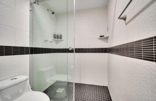 Centro Casa | Completely Remodeled 2BD-2BA Plaza Bonita