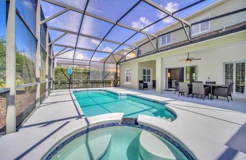 Highgate Park Casa | Completely Remodeled 5 Bedroom Disney Pool Home