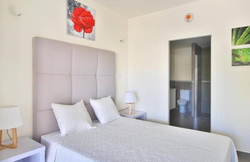 Rigaud Cabina | Completely renovated studio located between Ottawa and Montreal