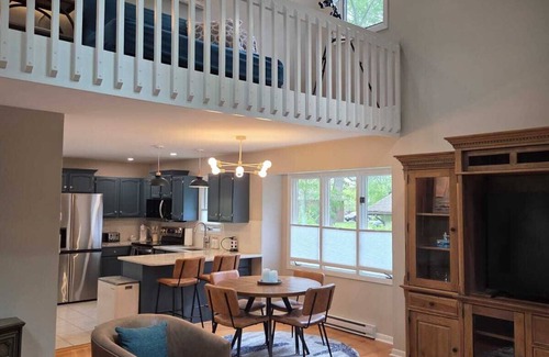 Westerly Casa | Completely renovated, finished just this April of 2025 & 5 minutes to the beach!