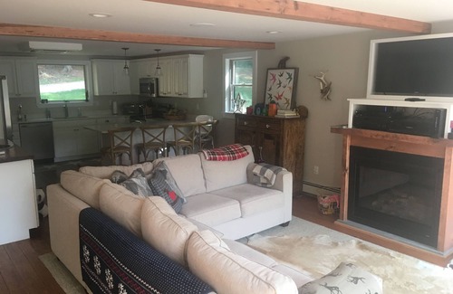 Ludlow Casa | Escapada frente al lago completamente renovada
