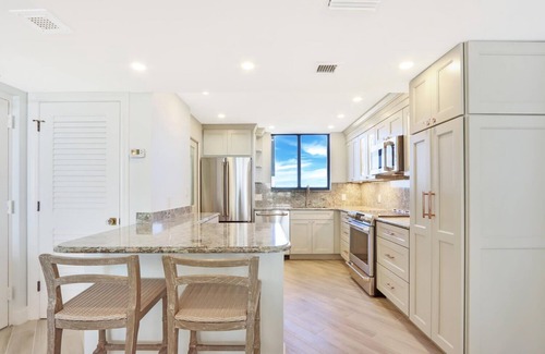 Ocean Trail Condos Condominio | Completely Renovated Ocean Front Condo at Ocean Trail, Jupiter, FL