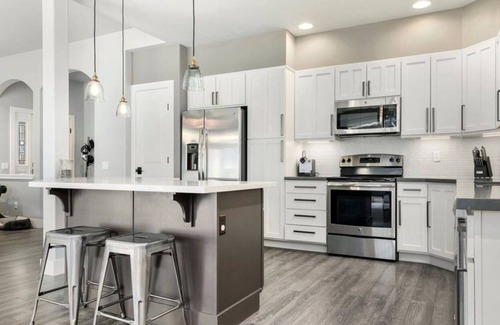 Quincy Casa | Completely Renovated Townhome in Sunserra at Crescent Bar