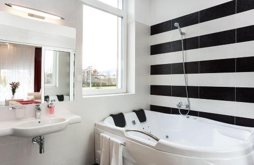 Dolna Banya Casa | Complex Europe