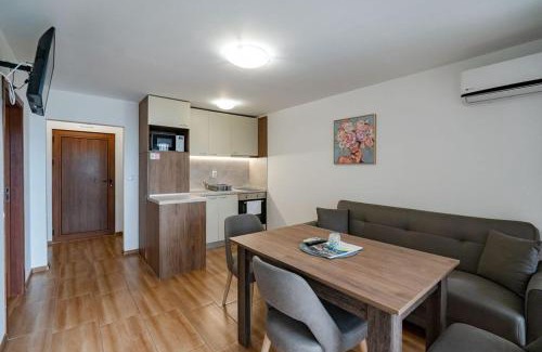 Varna Complejo | Complex Fichoza