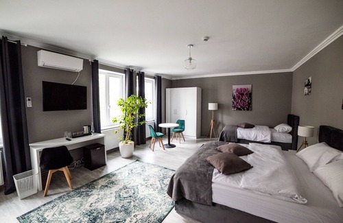 Timisoara Hotel | Complex Living