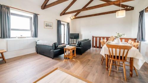 Widemouth Bay Casa | Complex of Cottages nr Bude Sleeps 36