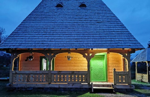 Breb Casa | Complex tradițional Casa din Vale