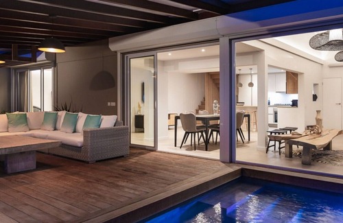 Devet Villa | **Complimentary Concierge Included ** Casa Azul - 3 Bedroom villa with sea views