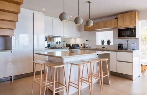 Devet Villa | **Complimentary Concierge Included ** Casa Azul - 3 Bedroom villa with sea views