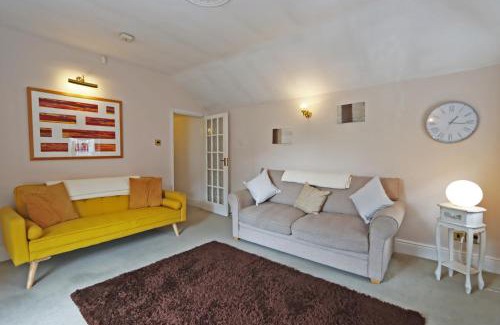 Newark Apartamento | Compton House Snug