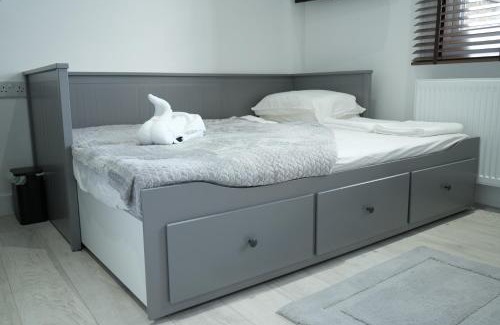 Southbury Apartamento | Concept Rooms 1 Executive Double Enfield town