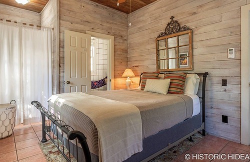 The Meadows Casa | Conch Republic Retreat