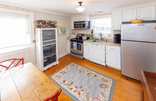 Northeast Virginia Beach Casa | Conch Shell Cottage - North End VB