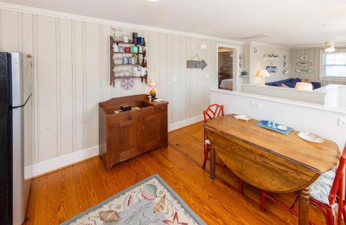 Northeast Virginia Beach Casa | Conch Shell Cottage - North End VB