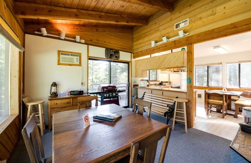 Okanogan Cabina | Conconully House w / Deck en 42 acres - Cerca de senderismo!