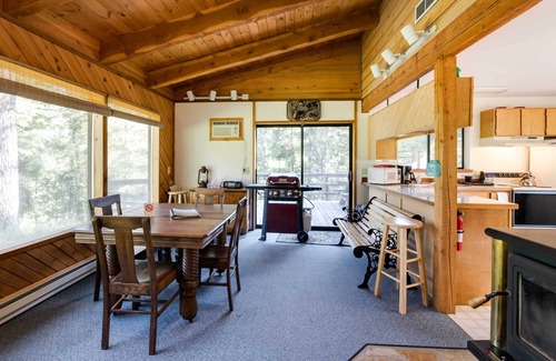 Okanogan Cabina | Conconully House w / Deck en 42 acres - Cerca de senderismo!