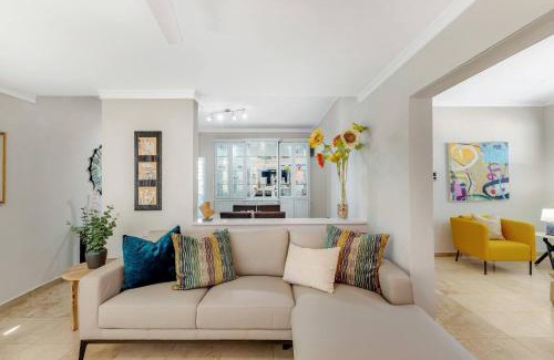 Santurce Casa | Condado Villa 4Bd 3Ba Spa-Generator-Parking