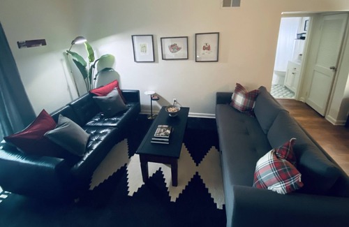 Athens Condominio | Condo 1 Mile Sanford Stadium, Tailgate Lot, Sleeps 4