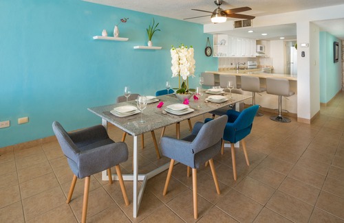Zona Hotelera Norte Condominio | Miramar # 101, condominio frente al mar a nivel de la piscina, perfecto para familias con niños.