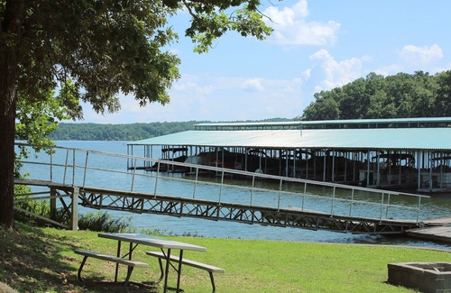 Almo Condominio | Condominio en el complejo familiar Lynnhurst de Kentucky Lake